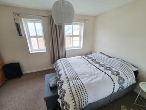 Bedroom- click for photo gallery